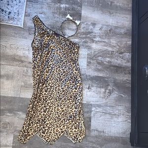 Cave girl halloween costume